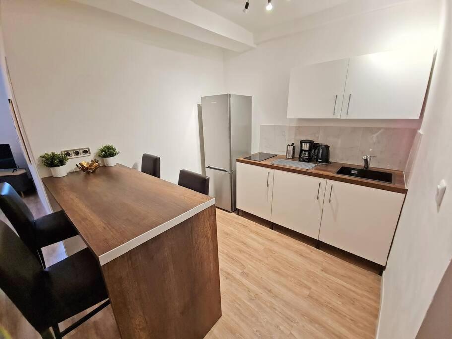 Gregbnb - T2 Design 43M2 - Toulon Est - Wifi Fibre - N2 Exterior foto